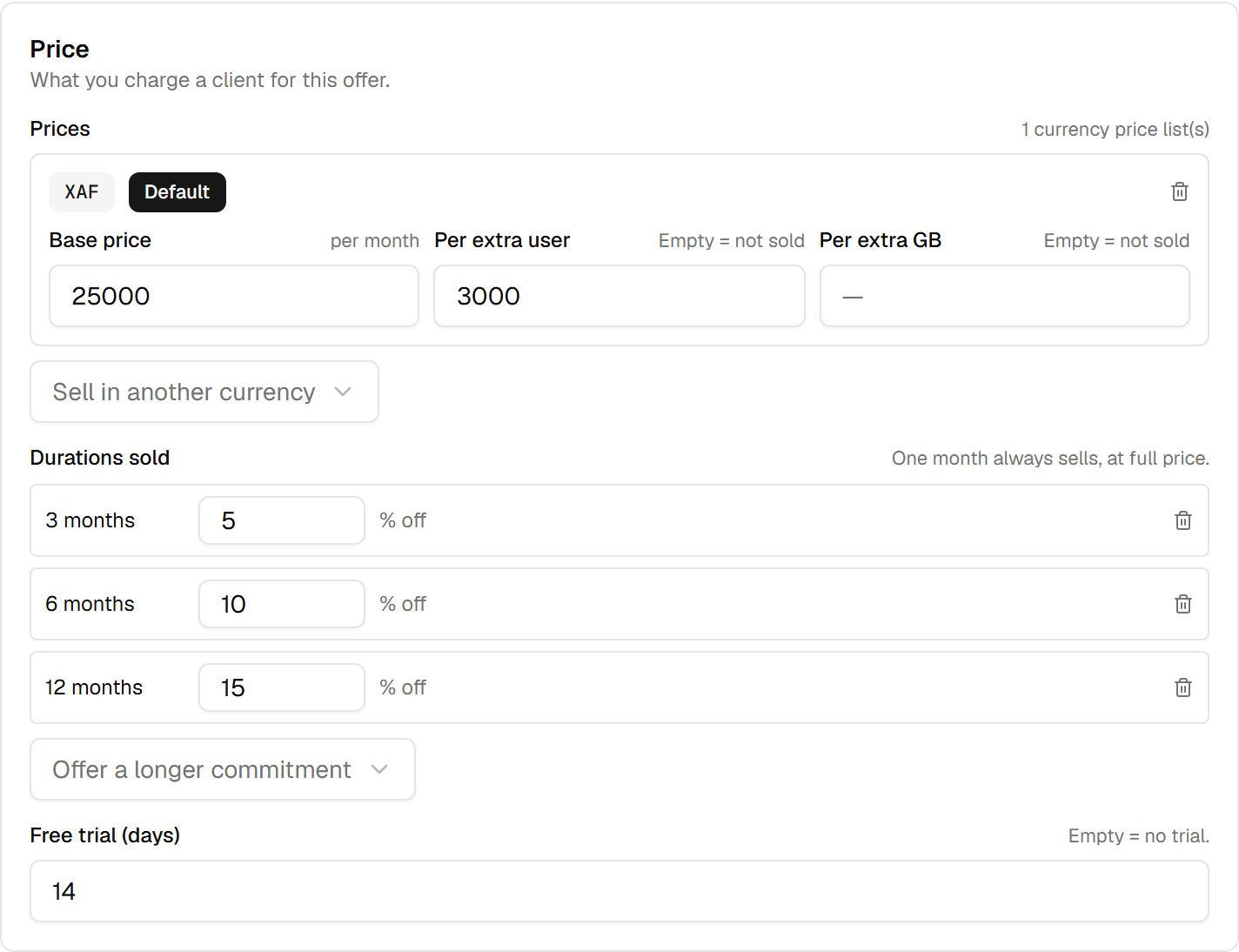 The price section: an XAF list marked as the default, with a base price, a rate per extra user and a per-GB field left empty, above the durations sold - 3, 6 and 12 months, each with its discount.